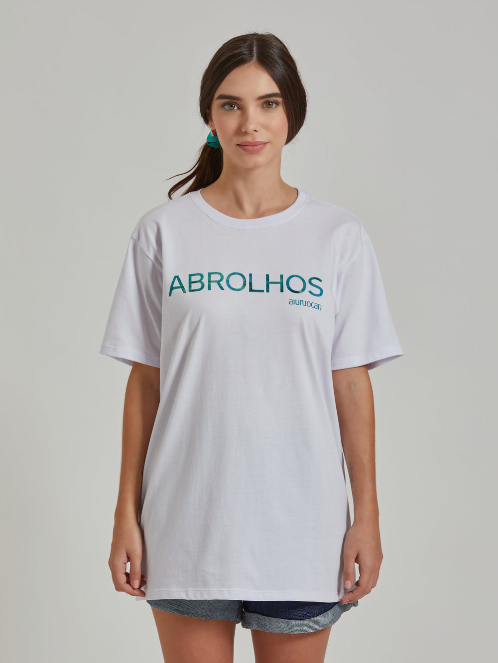 Abrolhos Women's White T-Shirt Aiuruocan