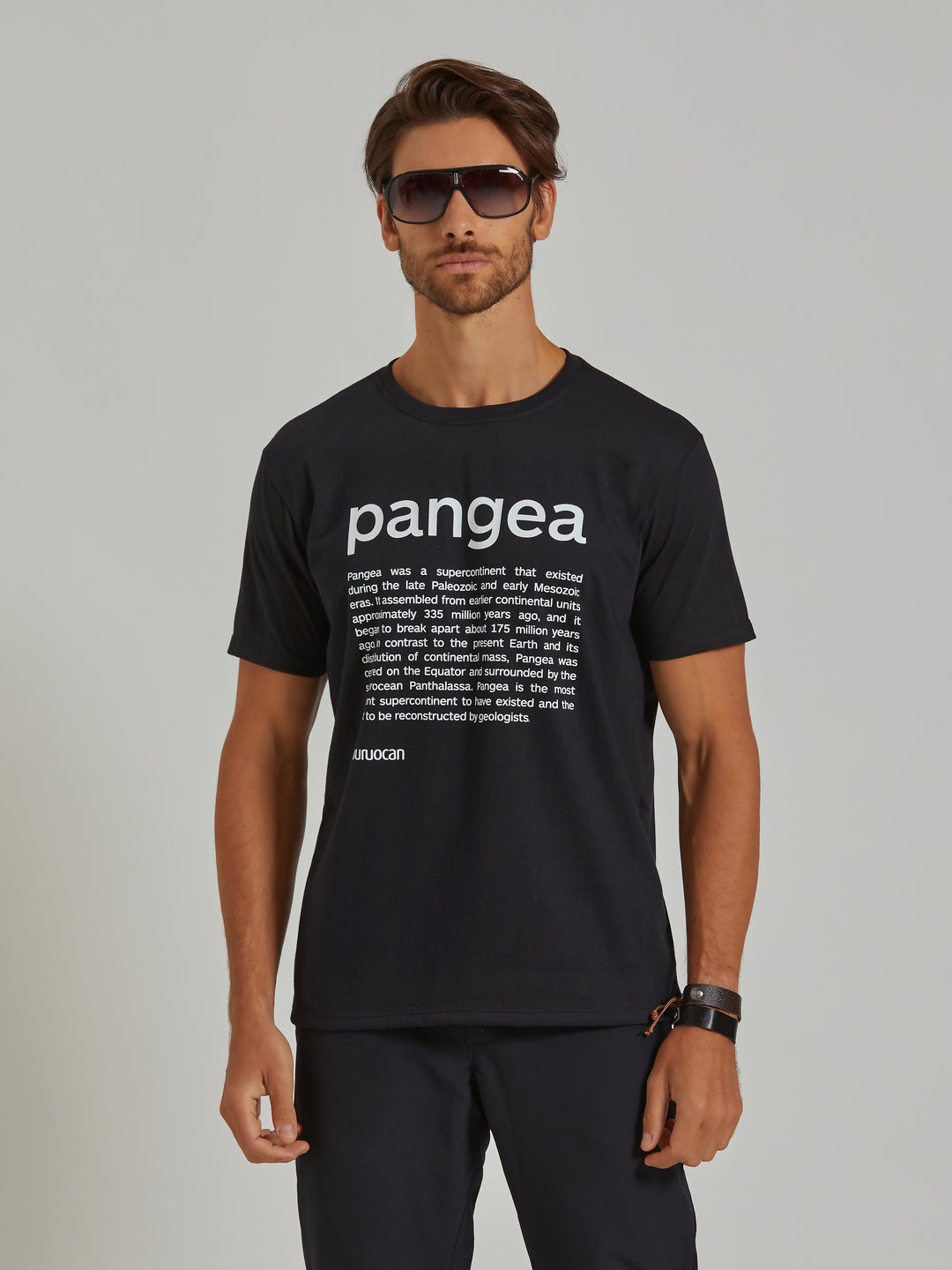 Pangea Men's Black T-Shirt Aiuruocan