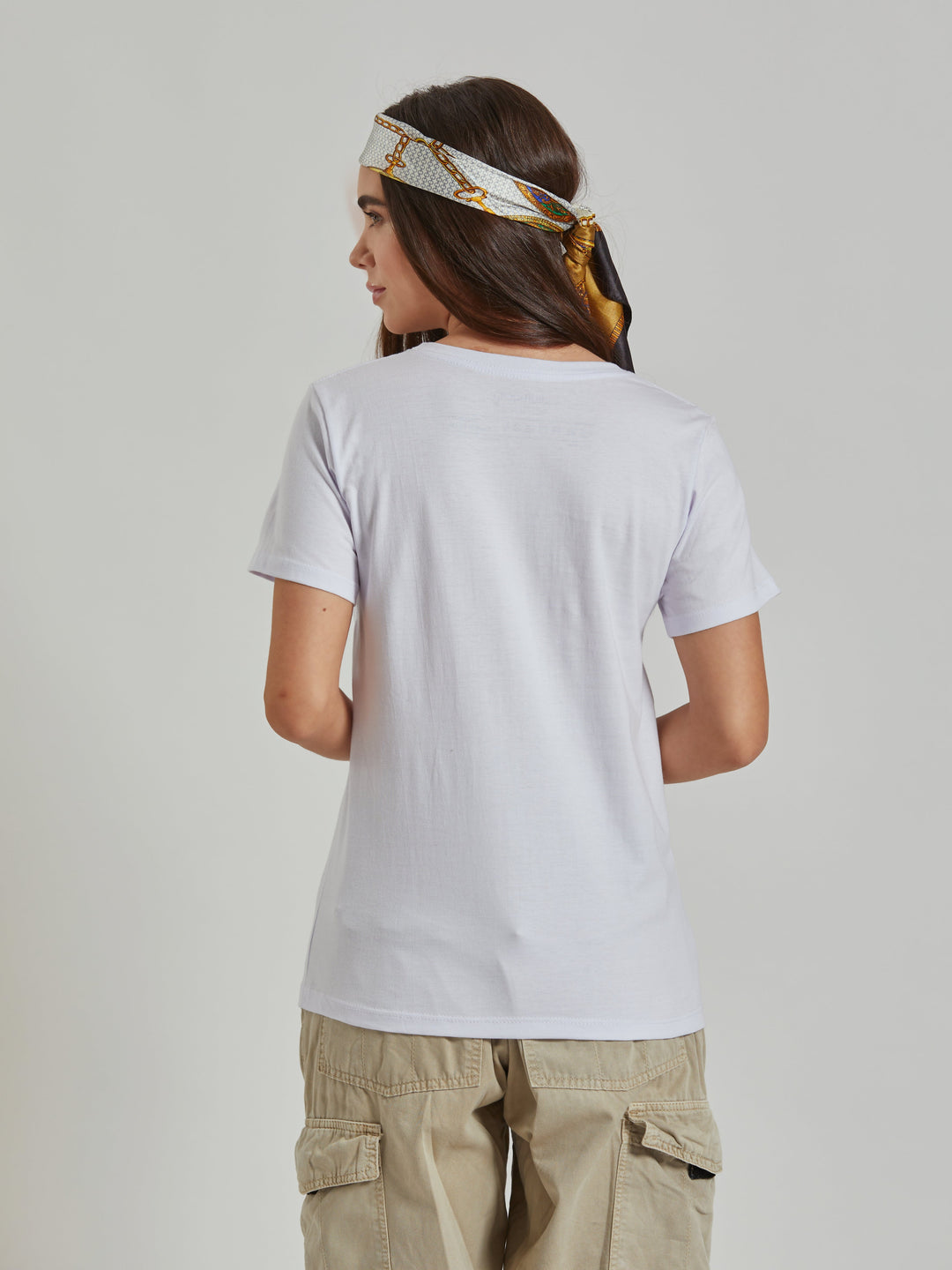 Papagaio Women's White T-Shirt Aiuruocan