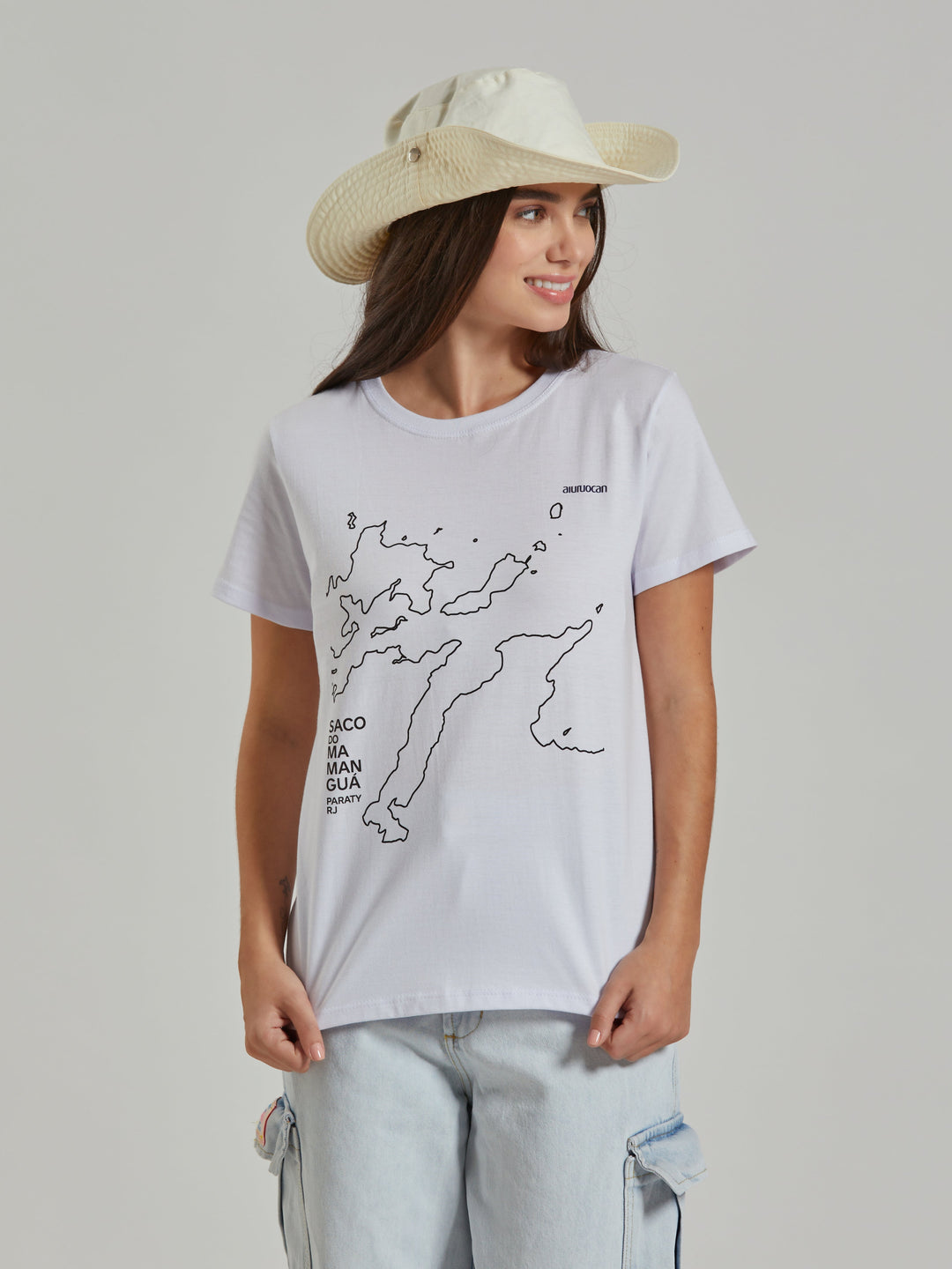 Saco do Mamanguá Women's White T-Shirt Aiuruocan