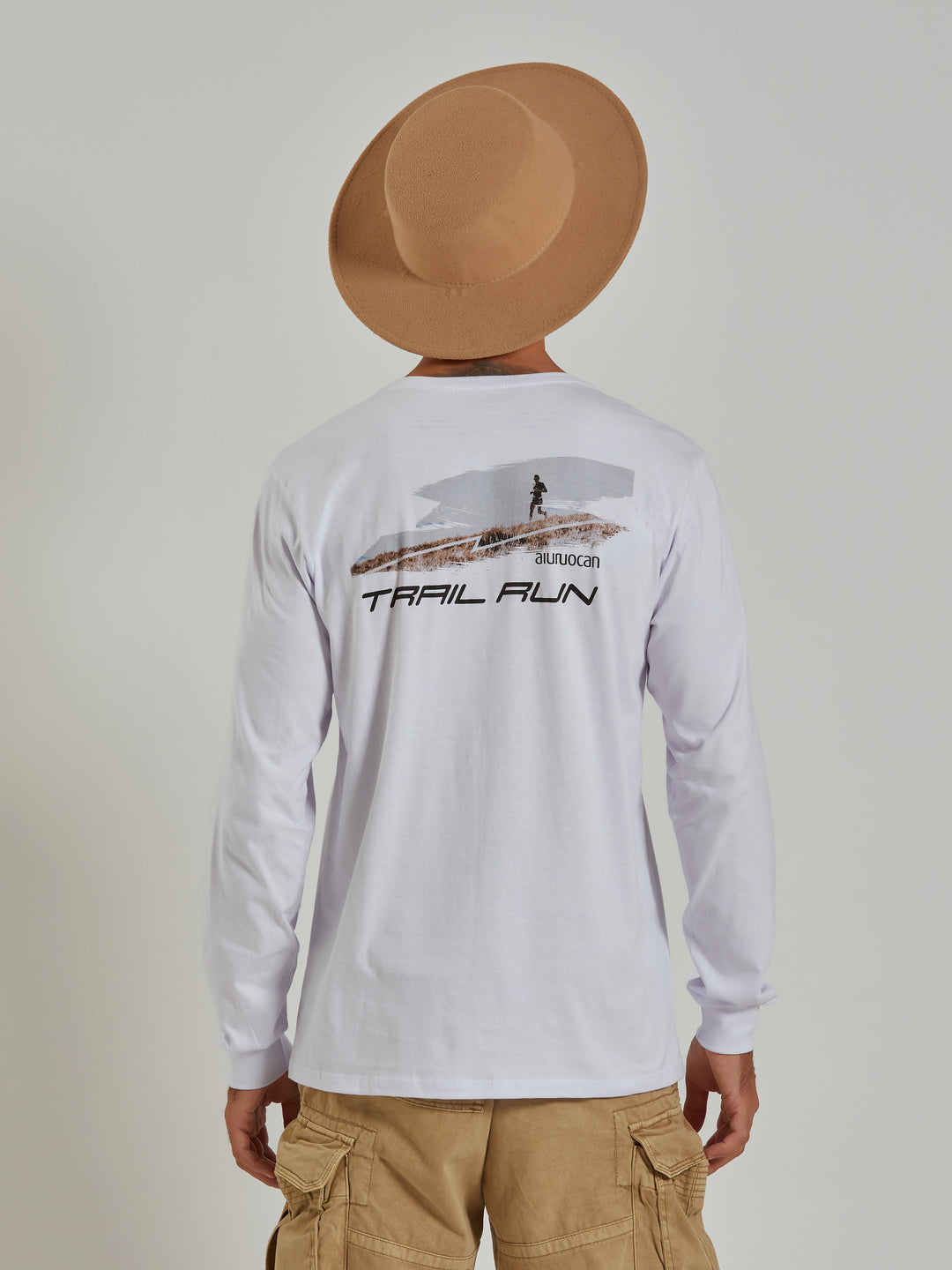 Trail Run Men's Long Sleeve White T-Shirt Aiuruocan